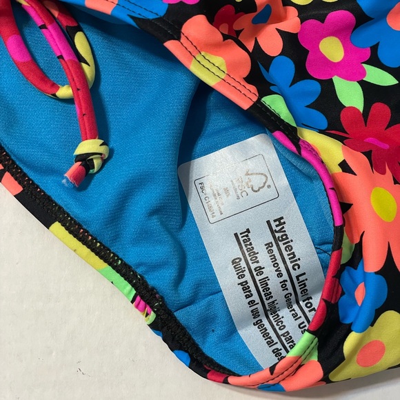 No Boundaries Swim No Boundaries Bright Floral Bikini High Leg L